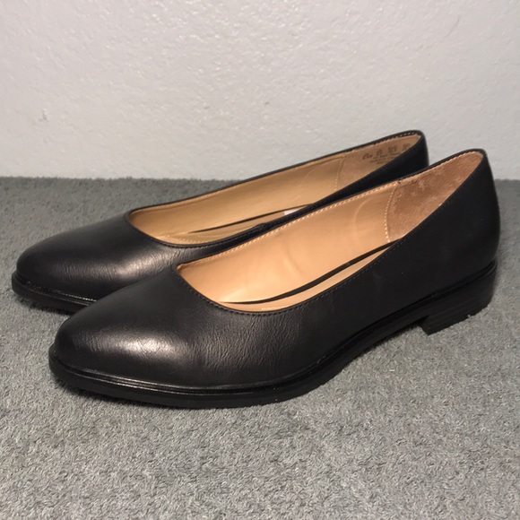 Naturalizer Bengol Black Leather Flats - Picture 2 of 7